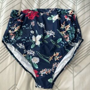 Maternity swim bottoms floral size Large.